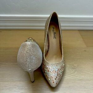 Gold Sequin Stiletto (Size 9)